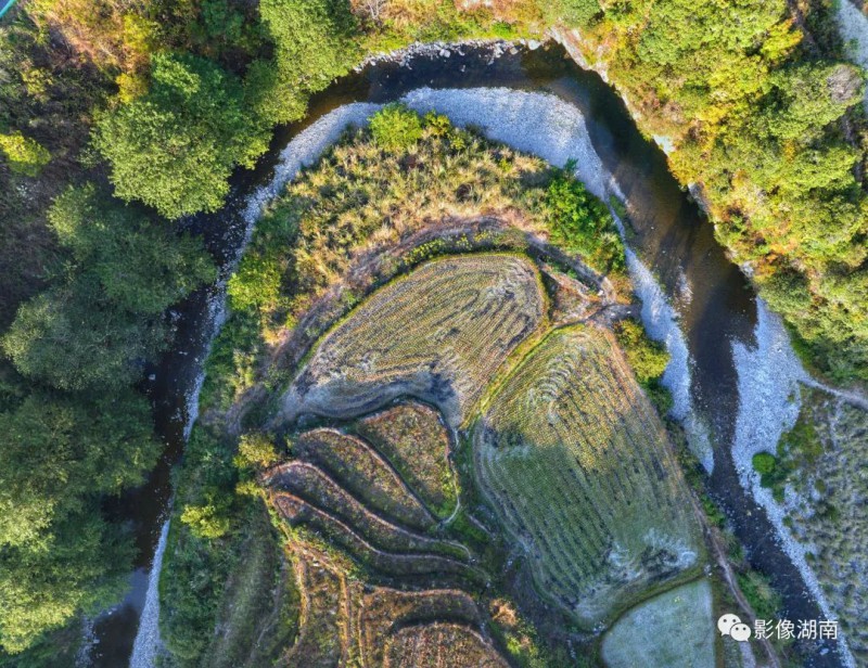 两江峡谷